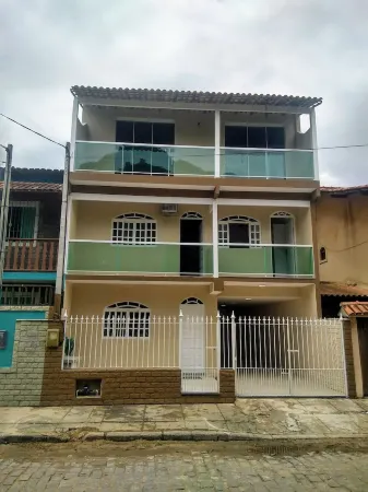 Newly renovated 3 storey house, great location