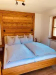 Family-friendly vacation apartment for mountain lovers with panoramic views.