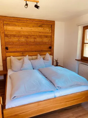Family-friendly vacation apartment for mountain lovers with panoramic views.