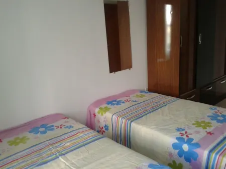 APARTMENT FURNISHED SEASON OF WORK, STUDY OR HEALTH TREATMENT