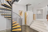 Charming Luxury 2-bedroom building in lovely Allentown with AC, fitness room