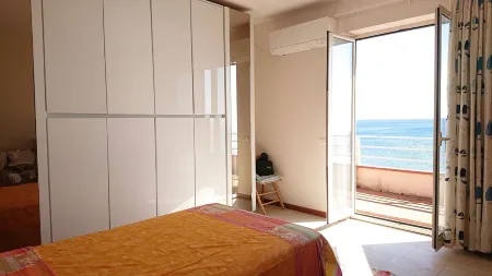 Miramare Terrace. Отели рядом с достопримечательностью «Aci Trezza»