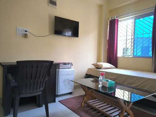Cozy 1-bedroom apartment in amazing Ranchi with WiFi, AC