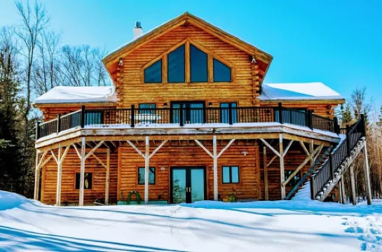 Luxury White Mountain Adventure Cabin & Sauna