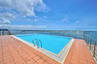 Spacious 3-bedroom water front apartment in serene Marine Drive Ernakulam Kerala