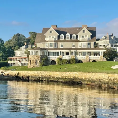 Waterfront Estate in Groton – 10 Bedrooms, Private Pier, & Beach Access