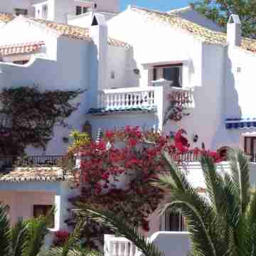 A 3 bedroom house in Oasis de Capistrano with sea view. Hotel Exterior