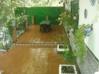 Cortijo Andaluz a 15 Min. del Centro de Granada Entre "sierra Nevada" y la Playa Hotels near Refugio Fuente Fría