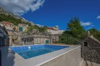 Villa Alta Nova Topici Hotel a Baska Voda