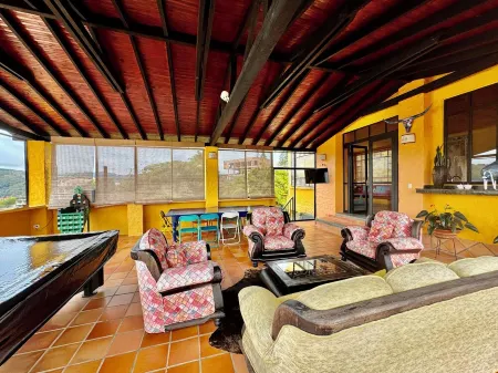 Finca en Lago Calima Отели в г. Калима