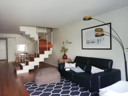 Station House Отели рядом с достопримечательностью «Замок Гимарайнш»