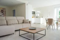 OASIS HOUSE Hotels in Benajarafe