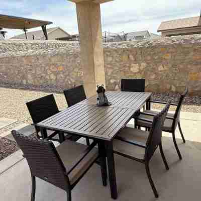 Westside spot near the Outlet Mall and Providence Hospital, with easy I-10 acces Others