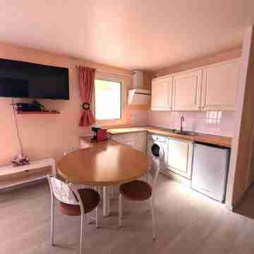 Studio Marcel Dassault Tout Confort Others