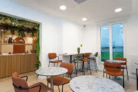 BOBO'S HÔTEL