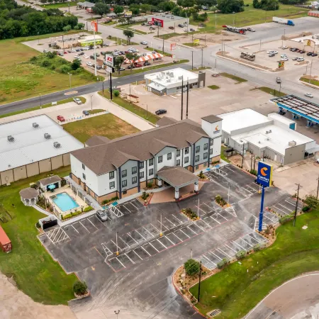 Comfort Inn & Suites