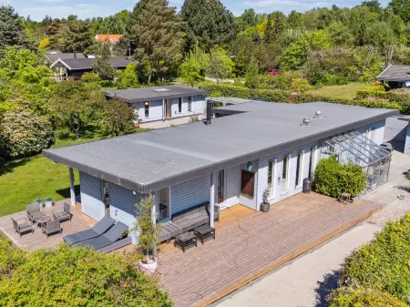 "Bodulf" - 300m from the sea