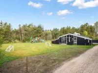 "Halwarth" - 250m from the Sea Hotels in Jerup