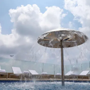 Lancaster Raouche Hotel