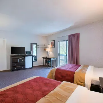 Econo Lodge Lee - Great Barrington