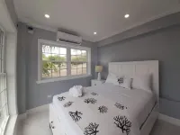 SeaClusive Antigua-Barbuda @ Seatons: Unit D Hotel a Freetown