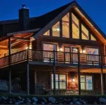 Mountain Ski House w/hot tub, wrap around deck, panoramic views! Hotels in Madison