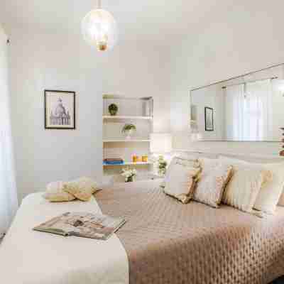 The Hidden Alley Apartment Others