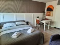 Spacious, cozy, neat room in Arnhem Arnhem Zuid 주변 호텔