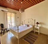 Genari Beach Apartments Hotel a Patronikoleika