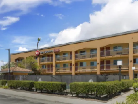 ベスト ウエスタン プラス プレザントン イン プレザントンのホテル