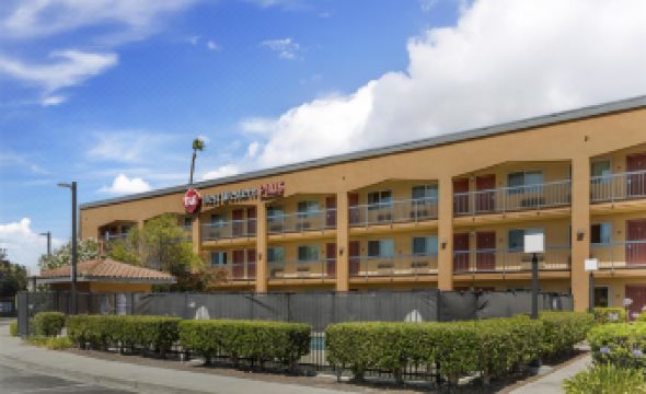 Best Western Plus Pleasanton Inn