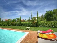 Cottage in Tuscany with Pool & Olive Groves - Pools