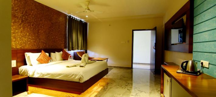 Royal Rich County Hoteles en Distrito de Koppal