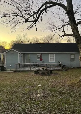 Cozy Cottage Downtown Cleveland