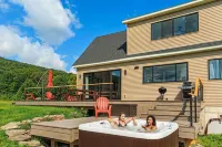 SOL® Catskills Mnt view, Sauna, Hot Tub, Fire Pit, Min to Plattekill & Belleayre