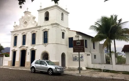 Arm in arm in the heart of Morro Beach Отели рядом с достопримечательностью «Praia das Castanheiras»