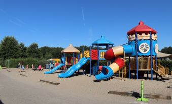Chalet Near Loonse and Drunense Duinen