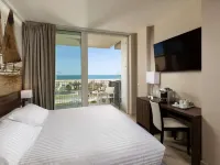 Mercure Rimini Lungomare Hotels near Bagno Onda 43