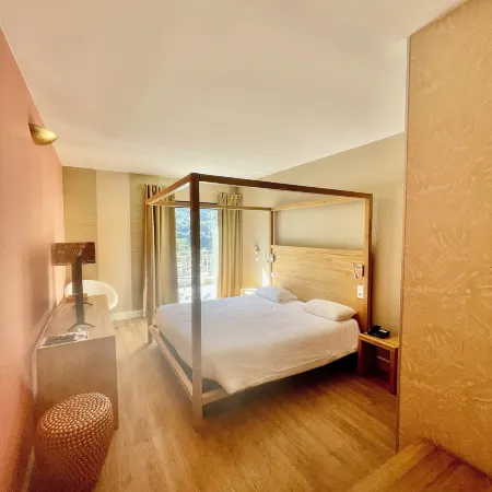 Logis Hotel le Lonca