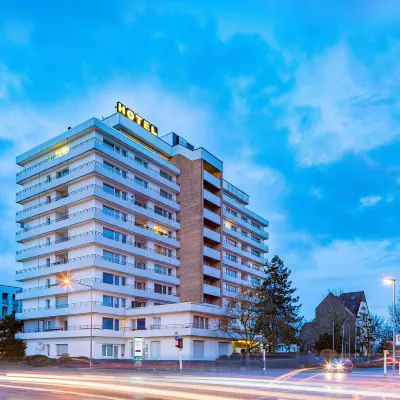 Garden Hotel Krefeld Hotels near Krefeld-Linn