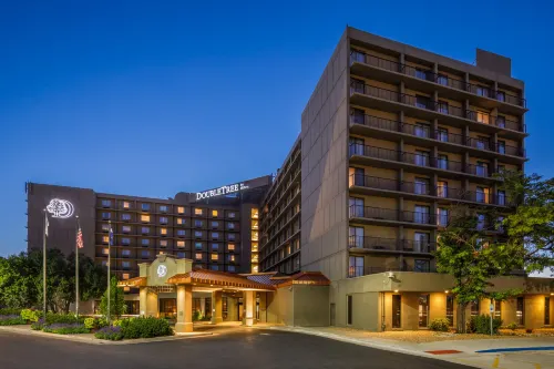 DoubleTree by Hilton Hotel Denver