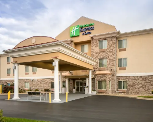 Holiday Inn Express & Suites CLINTON by IHG Hotels in Clinton