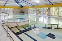 Holiday Inn RUNCORN by IHG - piscina