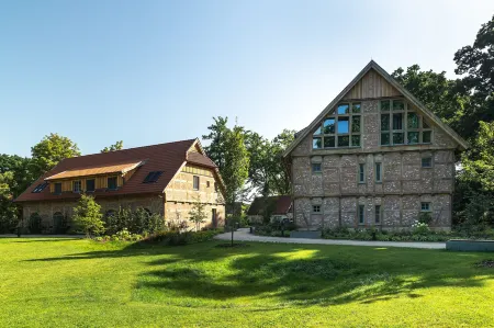 Biohotel WildLand Natural Resort Отели в г. Винзен