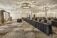 DoubleTree by Hilton Nanuet - parking