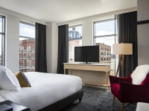 Kimpton JOURNEYMAN by IHG Hotels in Milwaukee