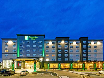 Holiday Inn & Suites CALGARY AIRPORT NORTH by IHG
