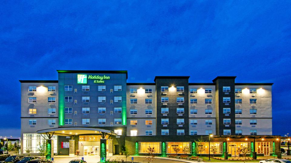 Holiday Inn & Suites CALGARY AIRPORT NORTH by IHG