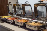Hilton Garden Inn Dallas - at Hurst Conference Center - breakfast