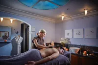Pennyhill Park Hotel and Spa - 스파